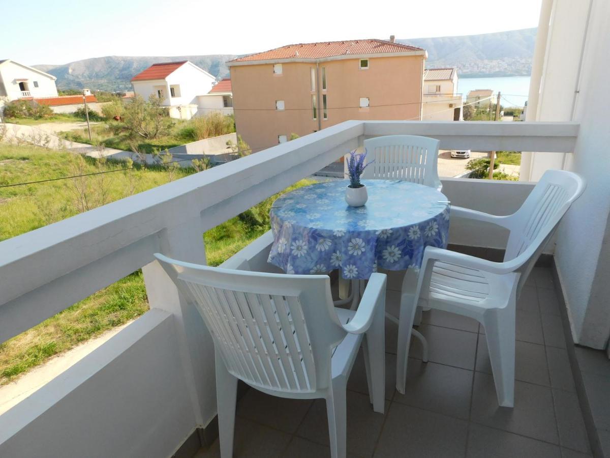 Apartmani Salus Pag Town Exterior foto