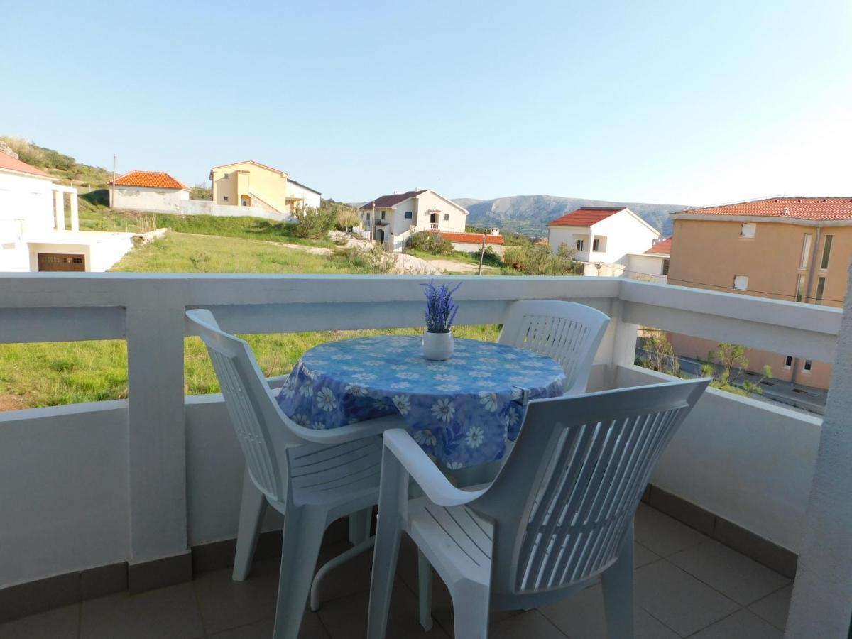 Apartmani Salus Pag Town Exterior foto