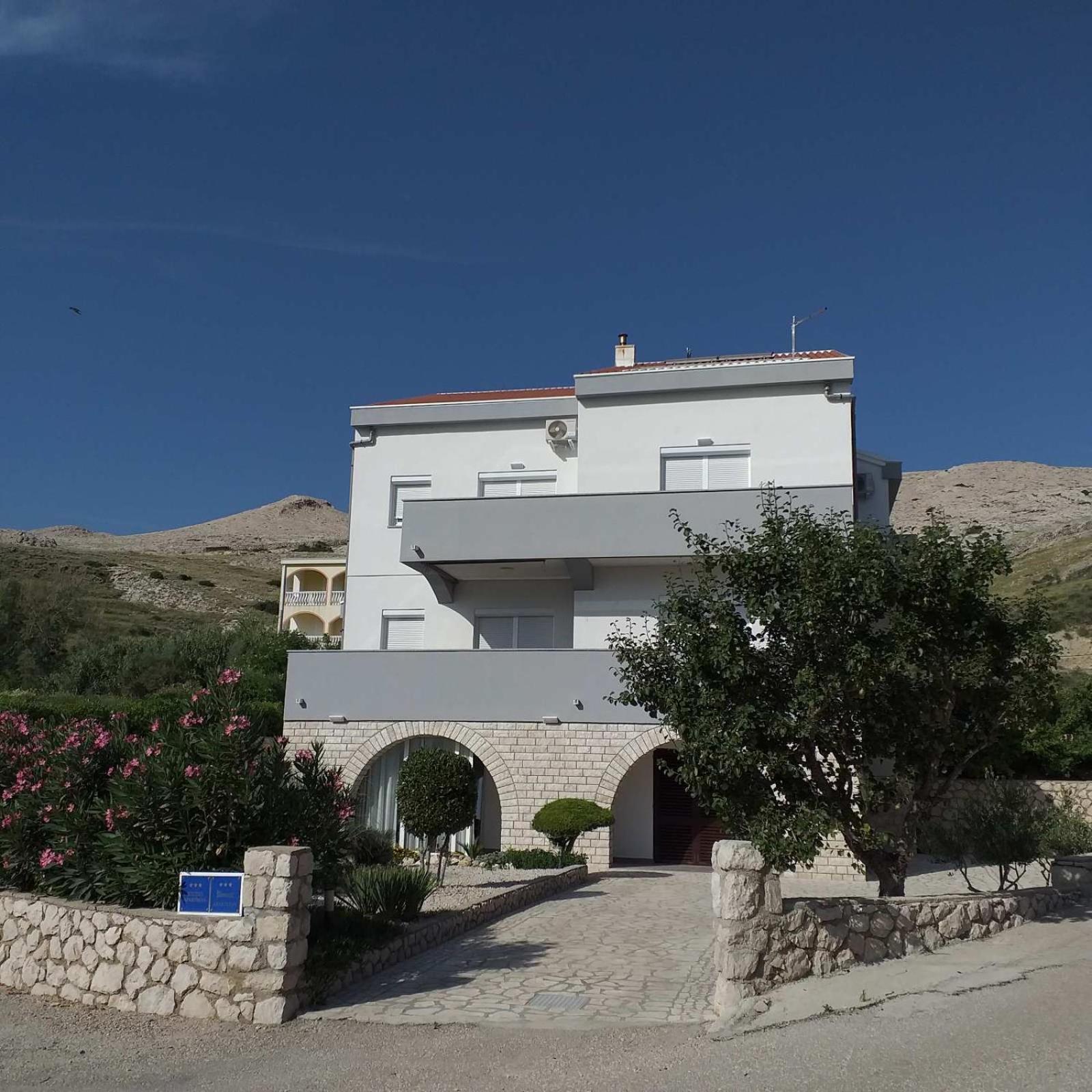 Apartmani Salus Pag Town Exterior foto